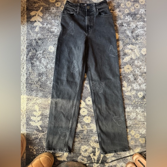 Hollister Denim - Hollister High-Waisted Black Jeans with Butterfly Print